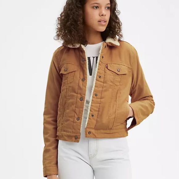 Levi's Jackets & Blazers - New Levi's Original Sherpa Corduroy Trucker Jacket